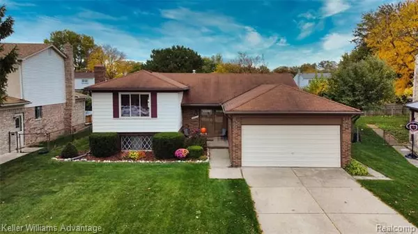 36614 ENGLESIDE DR, Sterling Heights, MI 48310