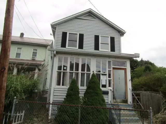 147 M Street, Johnstown, PA 15906