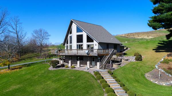 W5644 OLSON RD, Onalaska, WI 54636