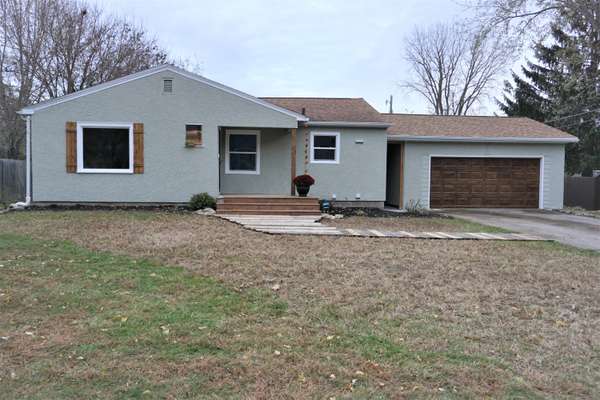 551 Court Rd, Onalaska, WI 54650