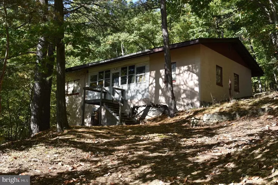 DEER RD, Fort Loudon, PA 17224