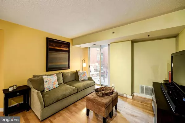 Bethesda, MD 20814,7500 WOODMONT AVE #602