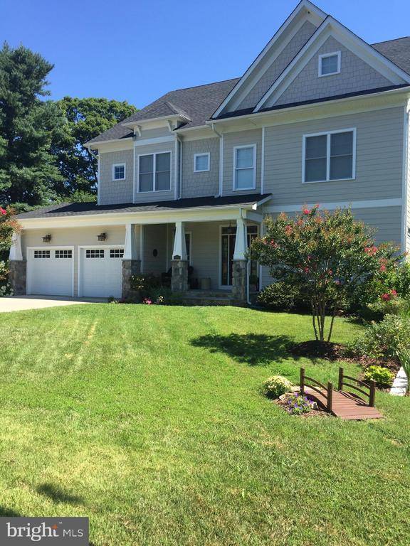 2451 FLINT HILL RD, Vienna, VA 22181