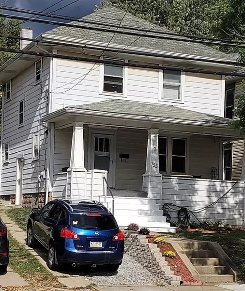 755 E Maiden St, Washington, PA 15301