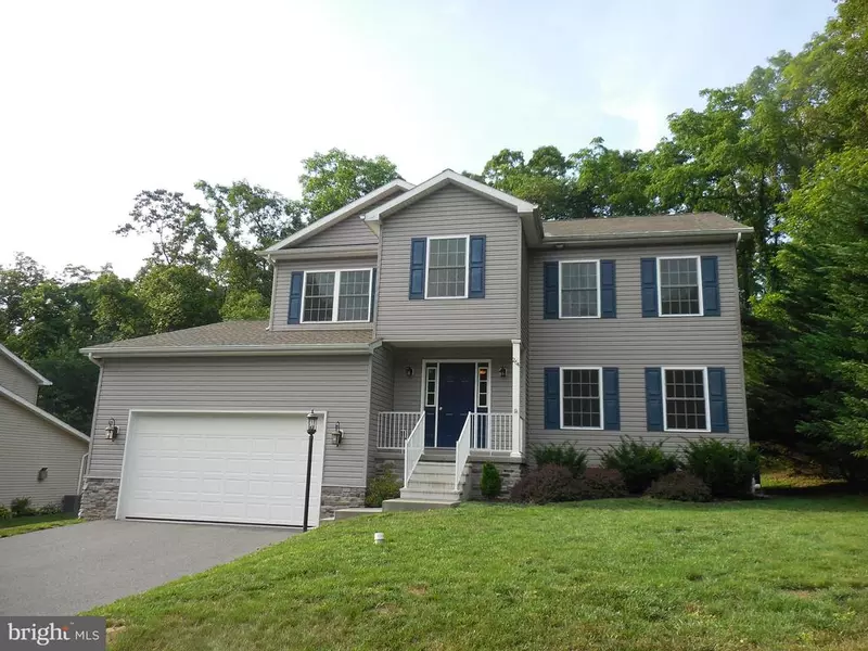 264 TWIN LAKES DR, Gettysburg, PA 17325