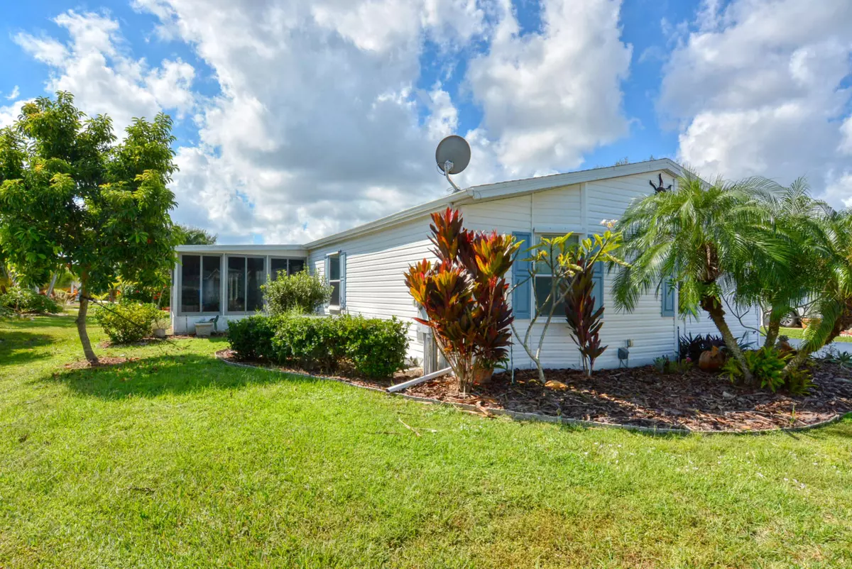 Port Saint Lucie, FL 34952,3821 Spatterdock Lane LN