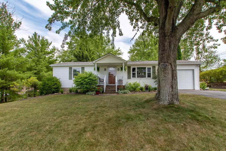 2115 W Choctaw Drive, London, OH 43140