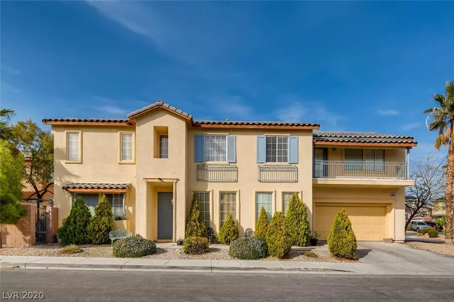 8096 Retriever Avenue, Las Vegas, NV 89147